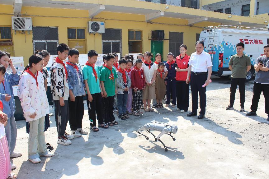 1715756923667924.jpg 1715756923667924.jpg